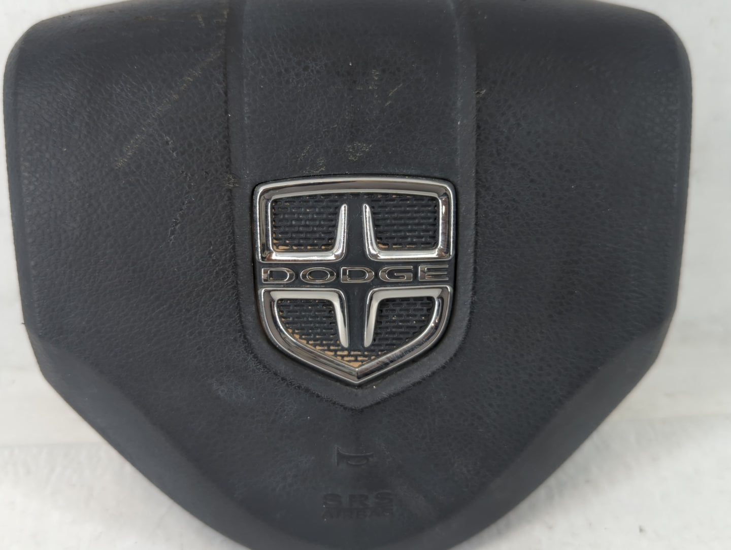 2013-2016 Dodge Dart Air Bag Driver Left Steering Wheel Mounted P/N:P68102233AD Fits Fits 2013 2014 2015 2016 OEM Used Auto Parts - Oemusedautoparts1.com