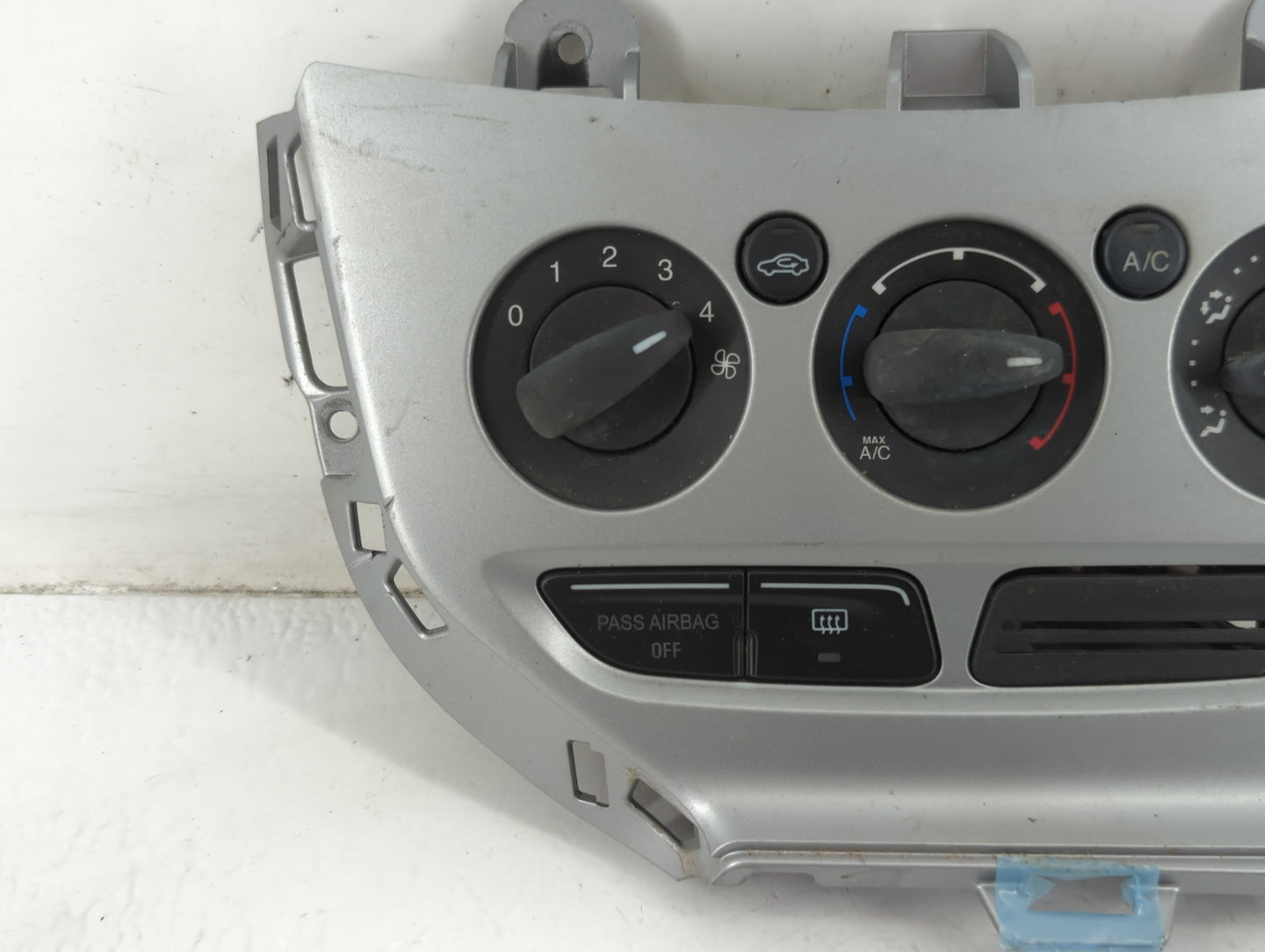 2013-2014 Ford Focus Climate Control Module Temperature AC/Heater Replacement P/N:CM5T-19980-AF Fits Fits 2013 2014 OEM Used Auto Parts - Oemusedautoparts1.com