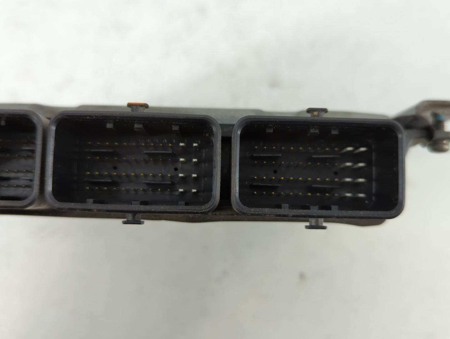 2018-2020 Nissan Rogue PCM Engine Control Computer ECU ECM PCU OEM P/N:NEC039-646 Fits Fits 2018 2019 2020 OEM Used Auto Parts - Oemusedautoparts1.com
