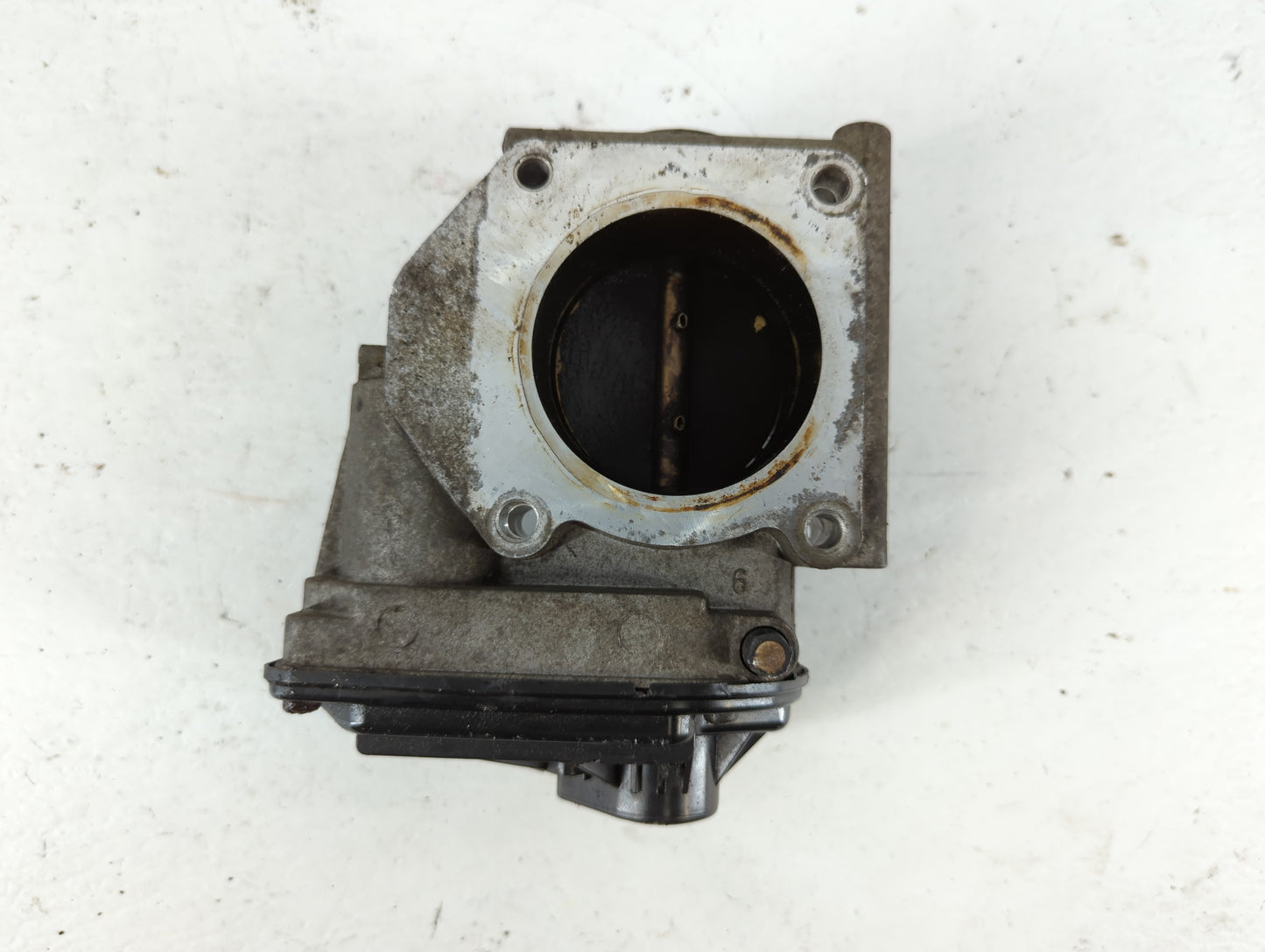 2003-2007 Ford Focus Throttle Body P/N:4F9U-9E928-AB Fits Fits 2003 2004 2005 2006 2007 OEM Used Auto Parts - Oemusedautoparts1.com