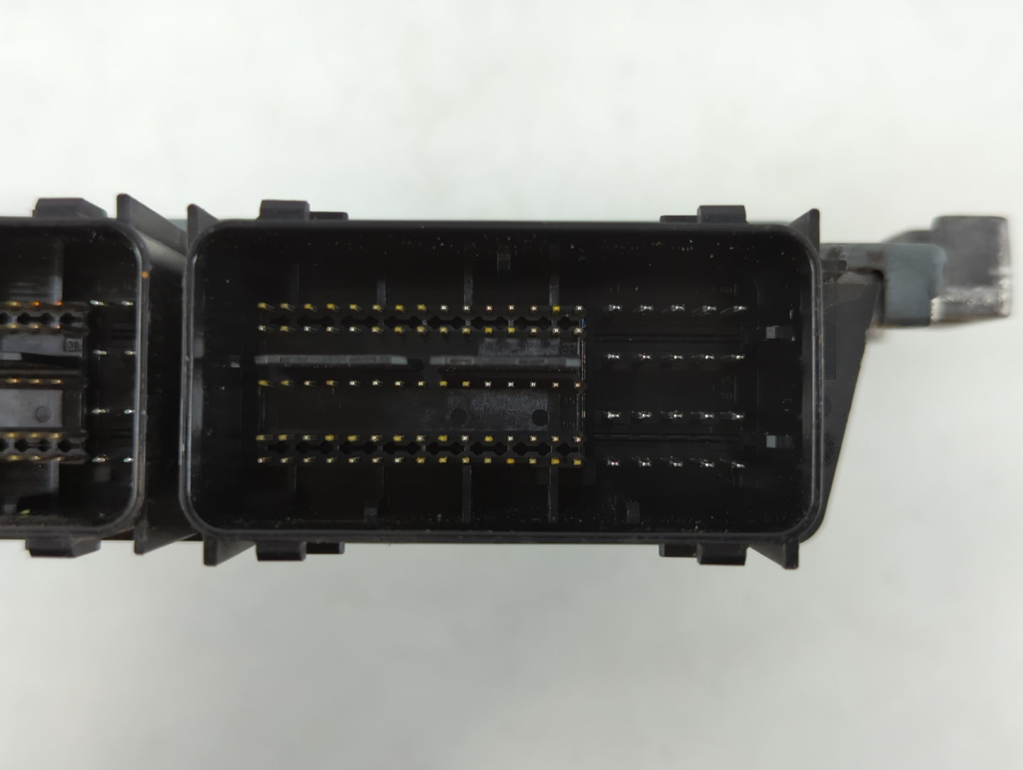 2016-2019 Ford Explorer PCM Engine Control Computer ECU ECM PCU OEM P/N:GB5A-12A650-BZA Fits Fits 2015 2016 2017 2018 2019 OEM Used Auto Parts - Oemusedautoparts1.com