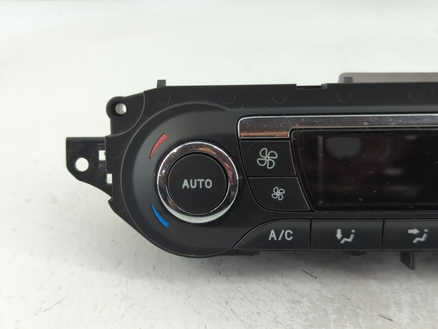 2013 Ford Escape Climate Control Module Temperature AC/Heater Replacement P/N:C23520537 CJ5T-18C612-AE Fits OEM Used Auto Parts - Oemusedautoparts1.com