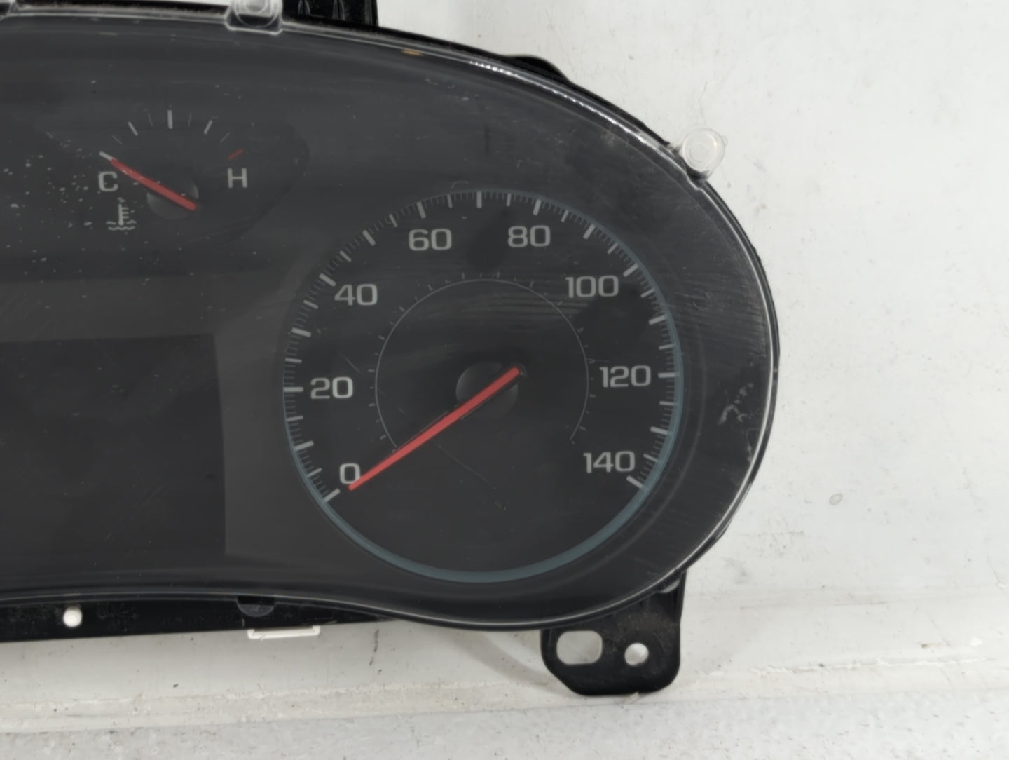 2020-2021 Chevrolet Malibu Instrument Cluster Speedometer Gauges P/N:84660724 Fits Fits 2020 2021 OEM Used Auto Parts - Oemusedautoparts1.com