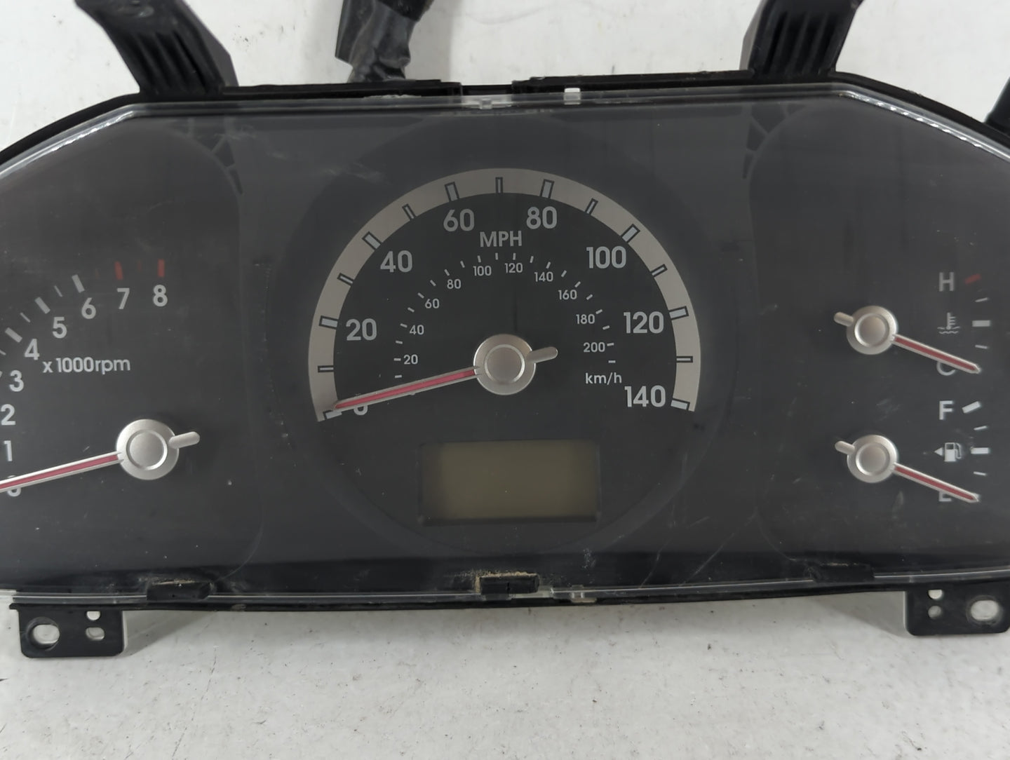 2007 Kia Sportage Instrument Cluster Speedometer Gauges P/N:E105 94001-1F051 Fits OEM Used Auto Parts - Oemusedautoparts1.com