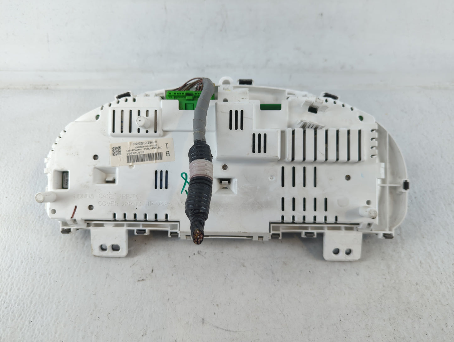 2005-2010 Honda Odyssey Instrument Cluster Speedometer Gauges P/N:B10306081 78100-SHJ-A250-M1 Fits OEM Used Auto Parts - Oemusedautoparts1.com