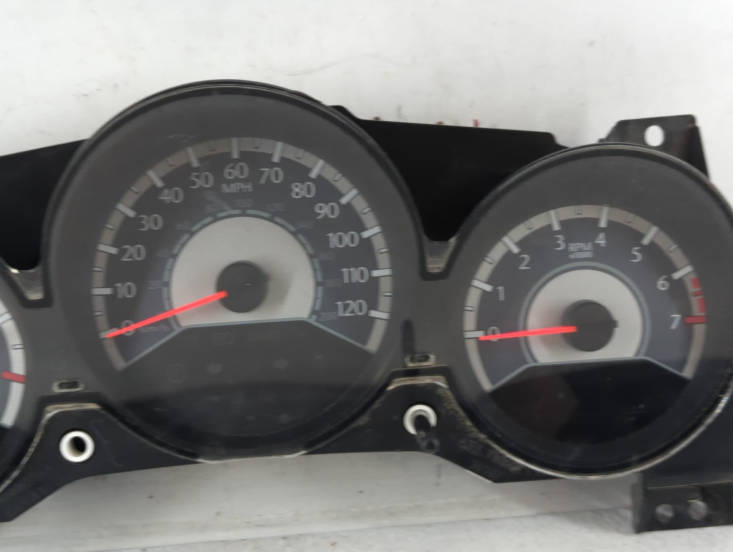 2011-2014 Chrysler 200 Instrument Cluster Speedometer Gauges P/N:P56046514AH Fits Fits 2011 2012 2013 2014 OEM Used Auto Parts - Oemusedautoparts1.com