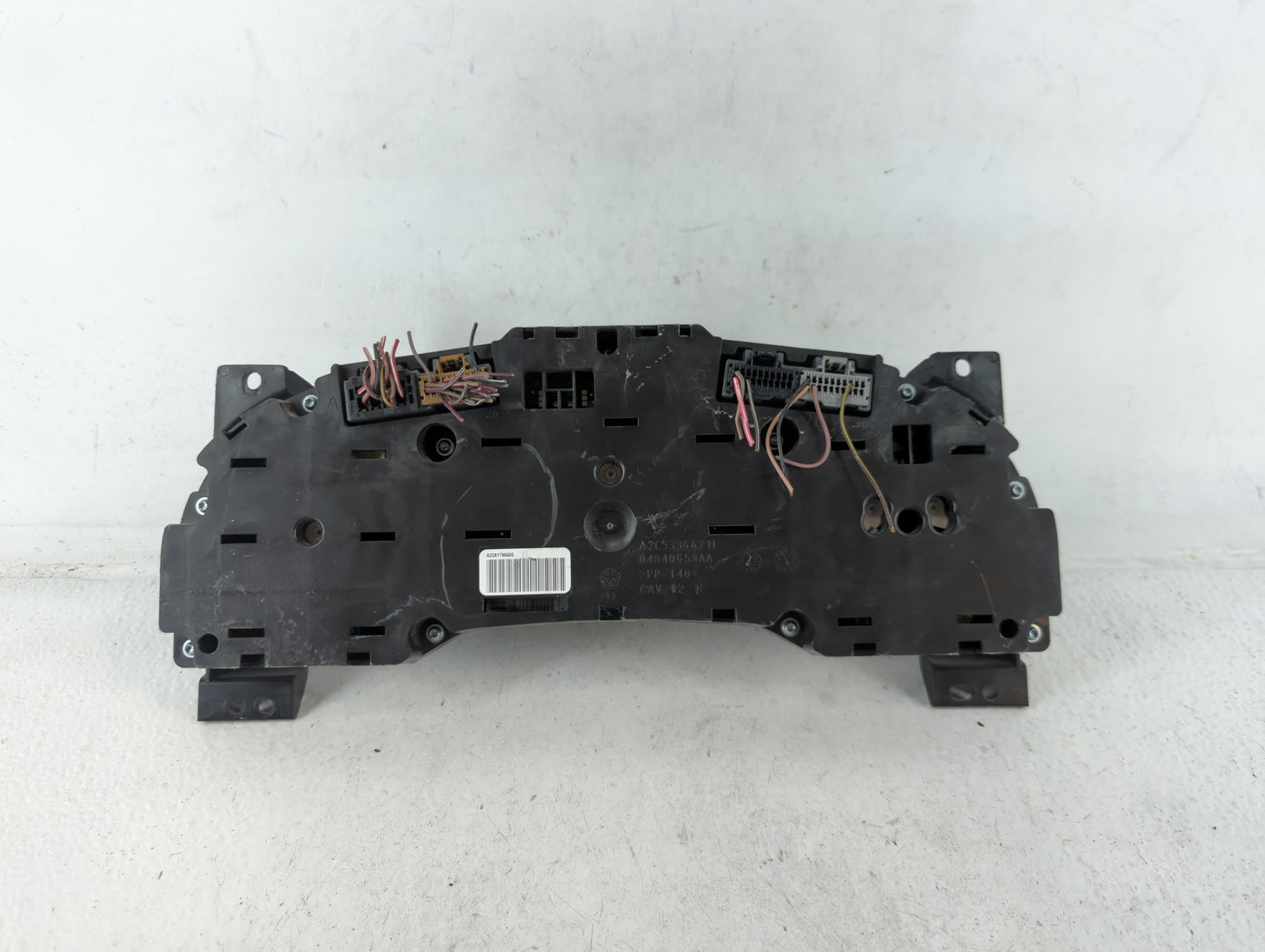 2011-2014 Chrysler 200 Instrument Cluster Speedometer Gauges P/N:P56046514AH Fits Fits 2011 2012 2013 2014 OEM Used Auto Parts - Oemusedautoparts1.com