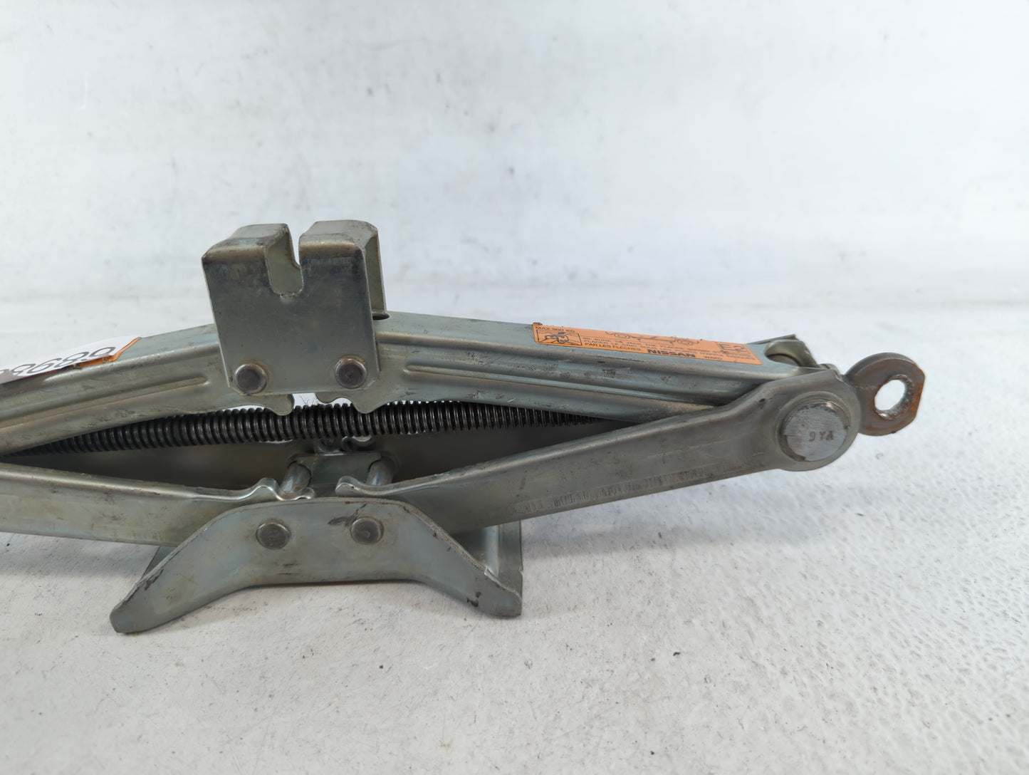 2007 Nissan Altima Spare Scissor Car Jack - Oemusedautoparts1.com