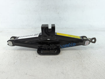 2011 Hyundai Accent Spare Scissor Car Jack - Oemusedautoparts1.com