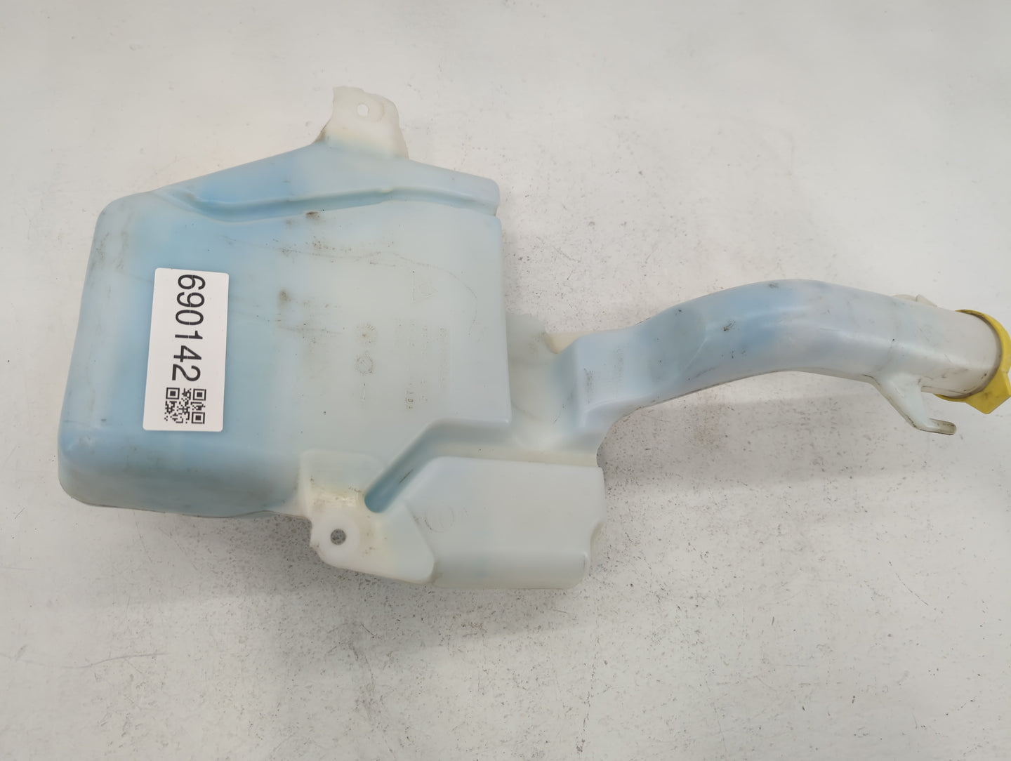 Dodge Caravan Windshield Washer Fluid Reservoir Bottle Oem - Oemusedautoparts1.com