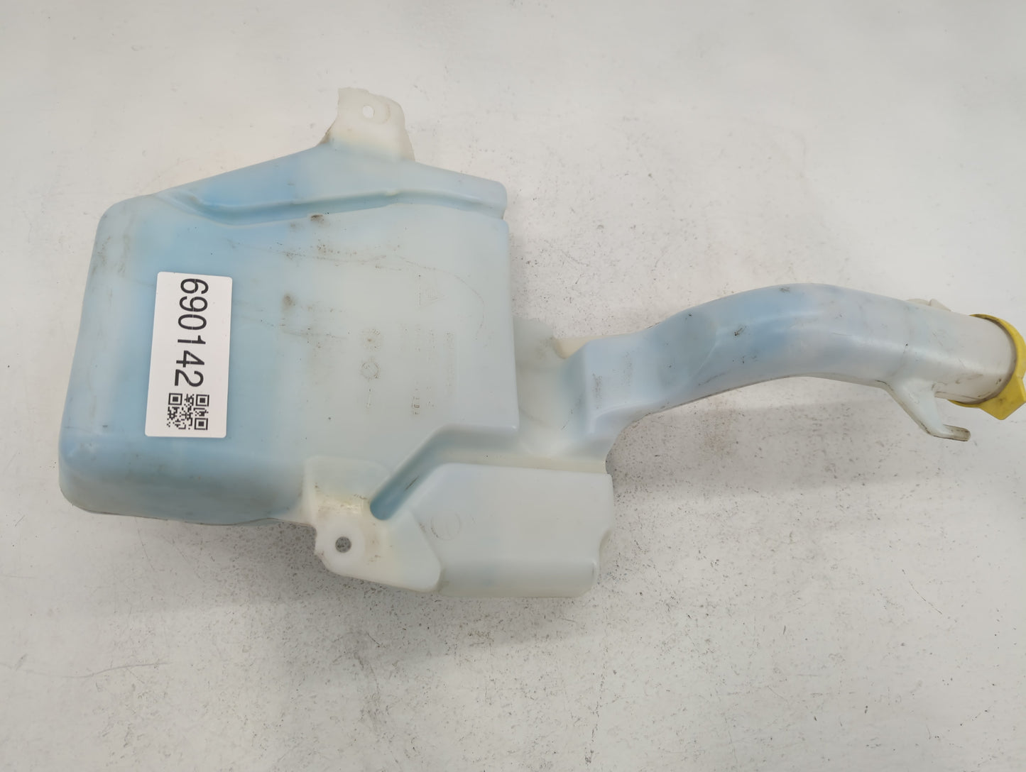 Dodge Caravan Windshield Washer Fluid Reservoir Bottle Oem - Oemusedautoparts1.com
