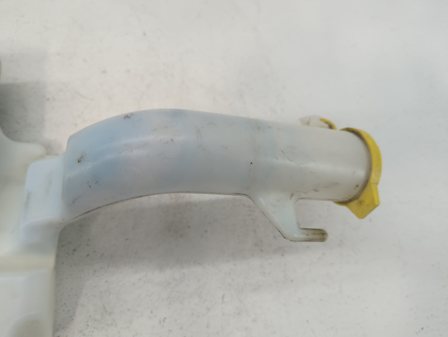 Dodge Caravan Windshield Washer Fluid Reservoir Bottle Oem - Oemusedautoparts1.com