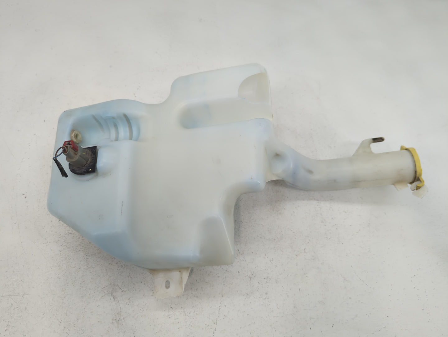 Dodge Caravan Windshield Washer Fluid Reservoir Bottle Oem - Oemusedautoparts1.com