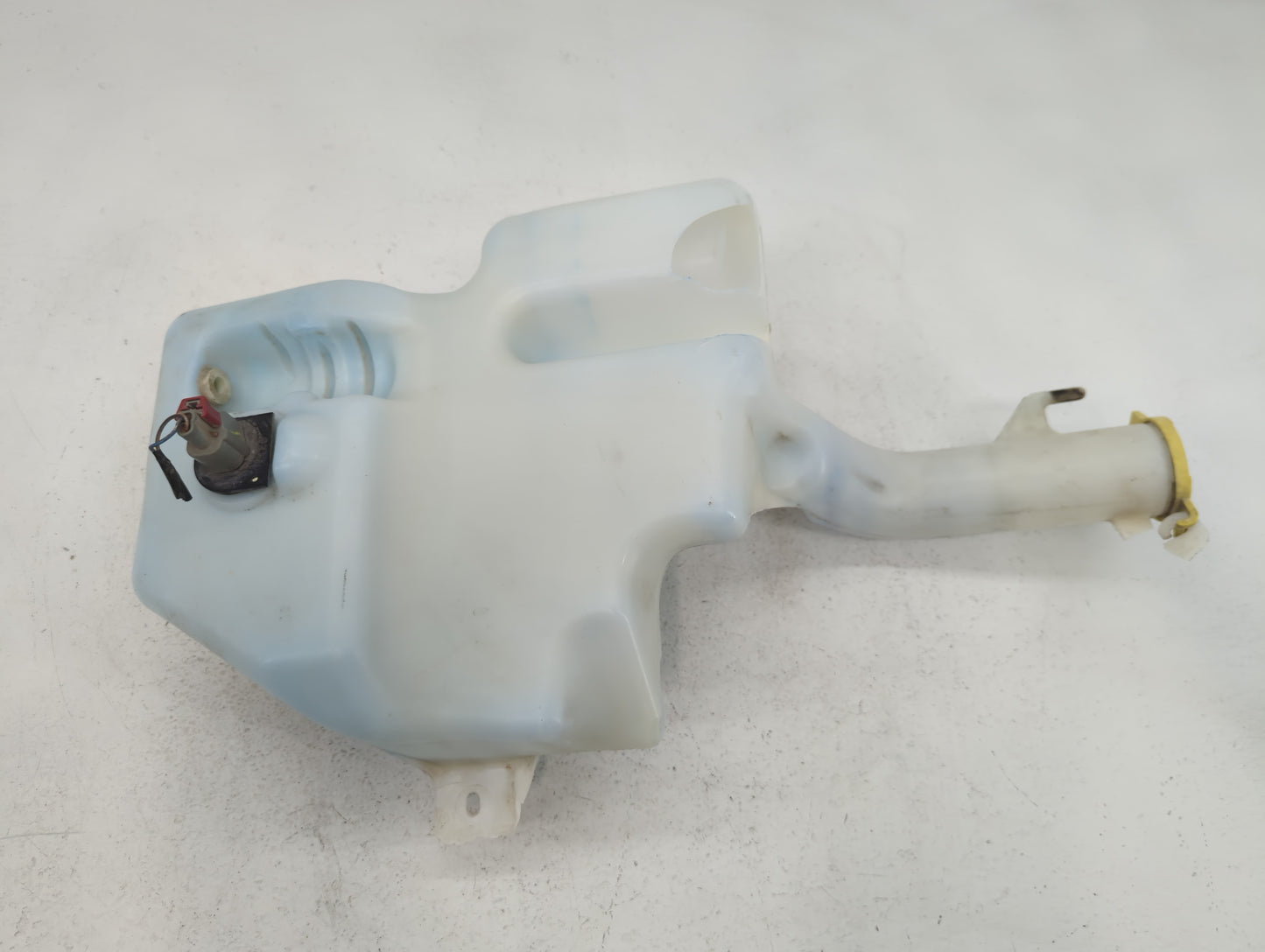 Dodge Caravan Windshield Washer Fluid Reservoir Bottle Oem - Oemusedautoparts1.com