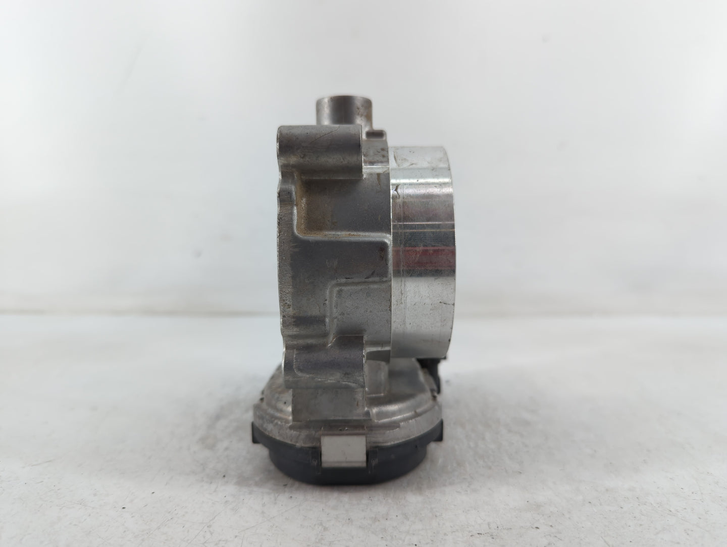 2011-2022 Dodge Challenger Throttle Body P/N:05184349AE Fits Fits 2011 2012 2013 2014 2015 2016 2017 2018 2019 2020 2021 2022 OEM Used Auto Parts - Oemusedautoparts1.com