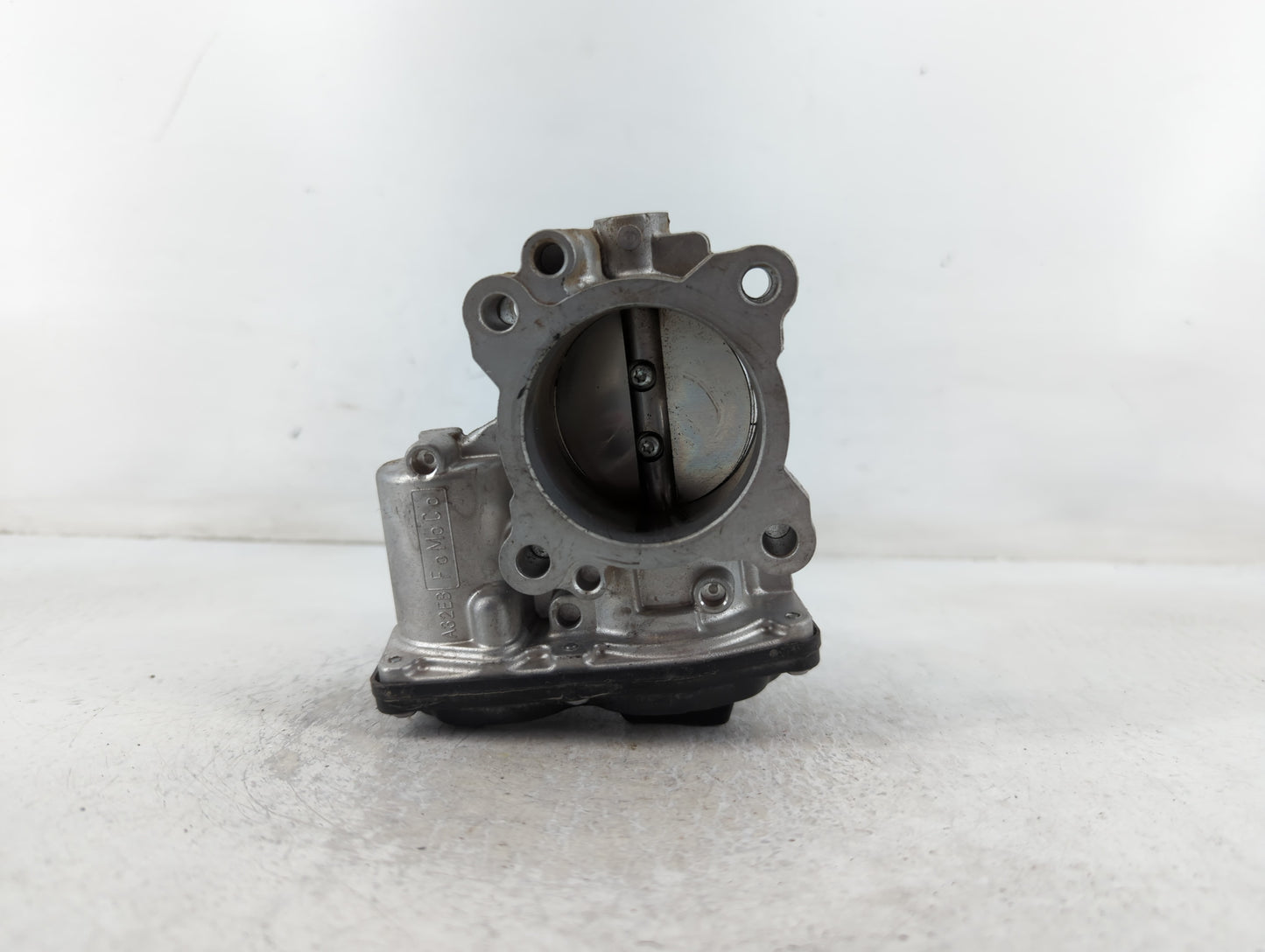 2014-2020 Ford Fusion Throttle Body P/N:PBT-GF30 HR 5.09890.11 Fits Fits 2014 2015 2016 2017 2018 2019 2020 OEM Used Auto Parts - Oemusedautoparts1.com