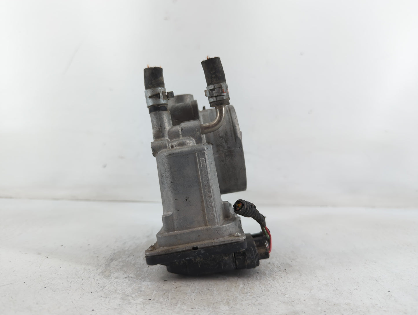 2007-2017 Toyota Camry Throttle Body P/N:22030-31030 Fits OEM Used Auto Parts - Oemusedautoparts1.com