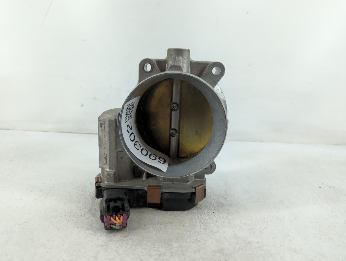 2006-2011 Buick Lucerne Throttle Body P/N:2800 RME87-2A Fits Fits 2006 2007 2008 2009 2010 2011 OEM Used Auto Parts - Oemusedautoparts1.com