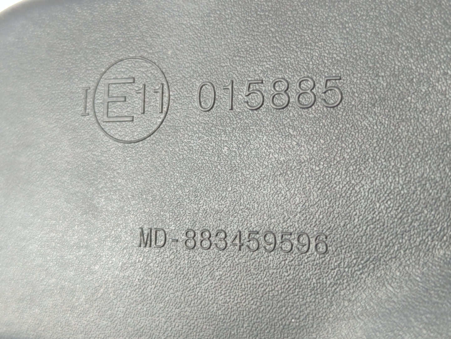 2007-2008 Gmc Acadia Interior Rear View Mirror Replacement OEM P/N:E11015885 Fits OEM Used Auto Parts - Oemusedautoparts1.com