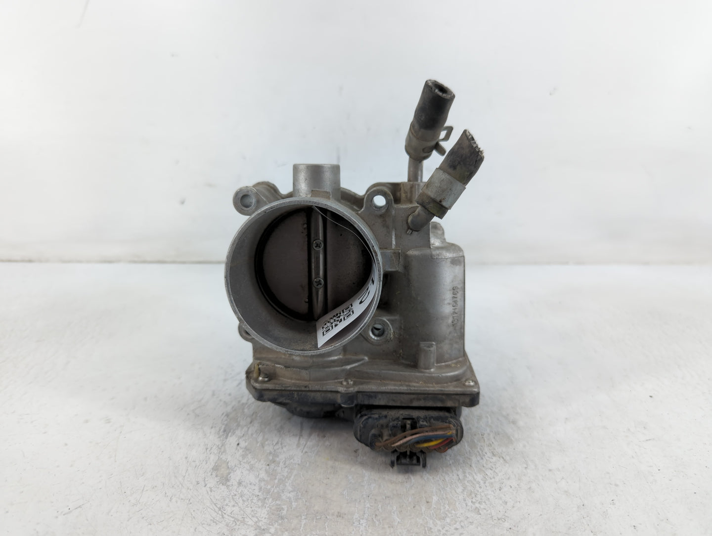 2011-2020 Hyundai Elantra Throttle Body P/N:35100-2E000 Fits Fits 2011 2012 2013 2014 2015 2016 2017 2018 2019 2020 2021 OEM Used Auto Parts - Oemusedautoparts1.com