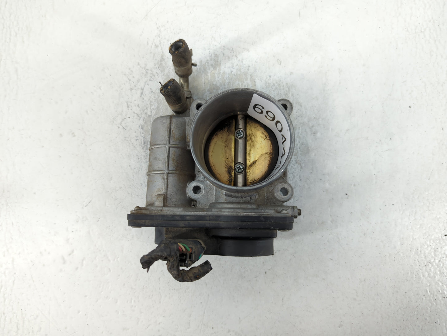 2007-2013 Nissan Altima Throttle Body Fits Fits 2007 2008 2009 2010 2011 2012 2013 OEM Used Auto Parts - Oemusedautoparts1.com