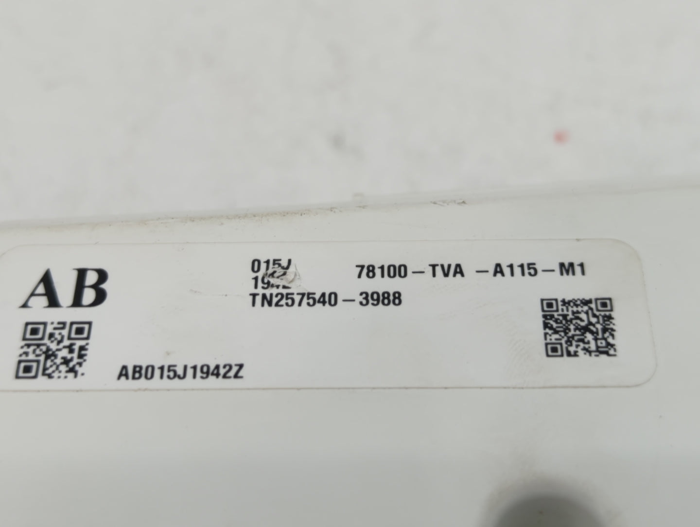 2018-2020 Honda Accord Instrument Cluster Speedometer Gauges P/N:78100-TVA-A115-M1 Fits Fits 2018 2019 2020 OEM Used Auto Parts - Oemusedautoparts1.com