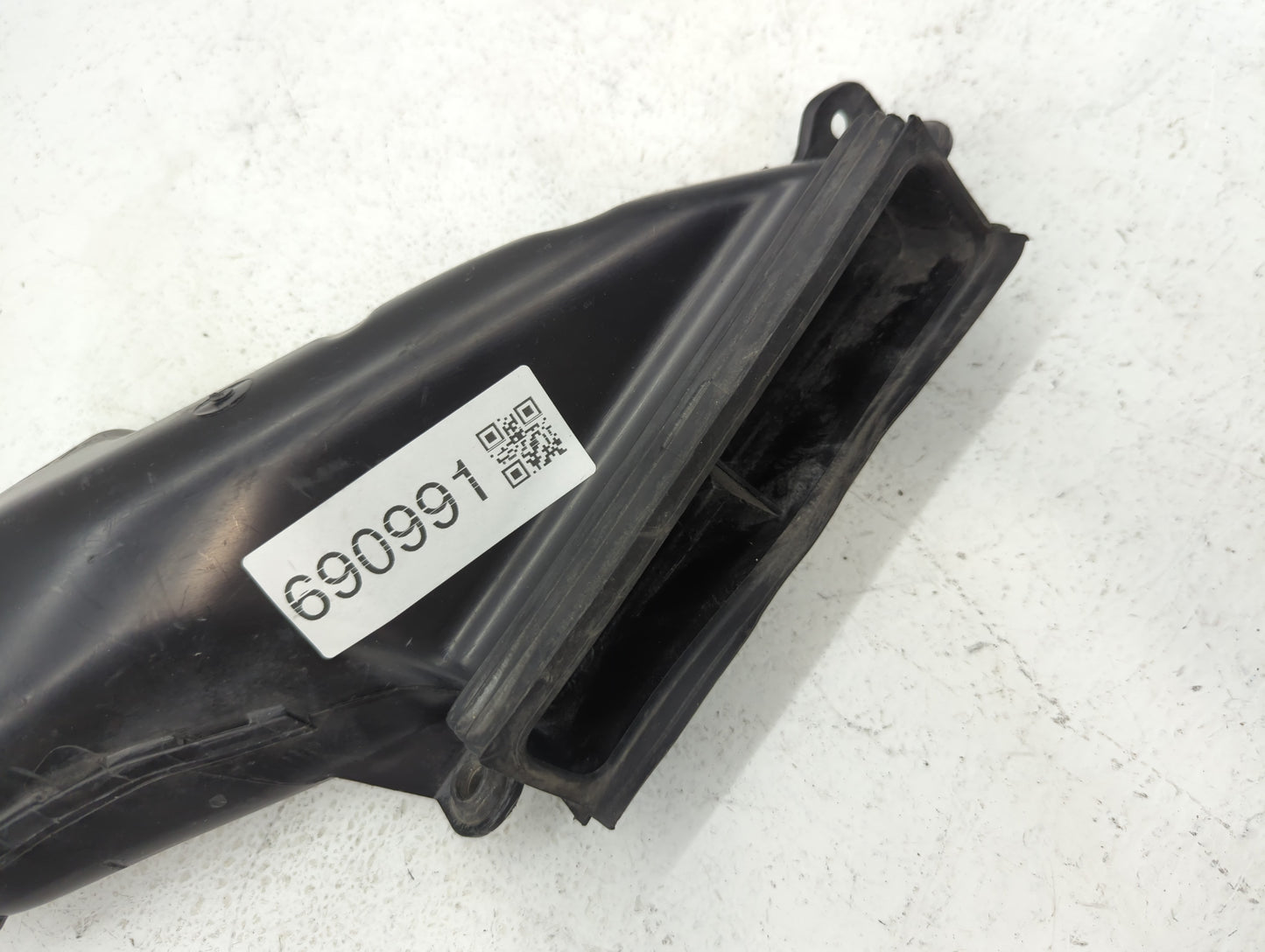 2017-2017 Ford Fusion Air Cleaner Intake-duct Hose Tube - Oemusedautoparts1.com