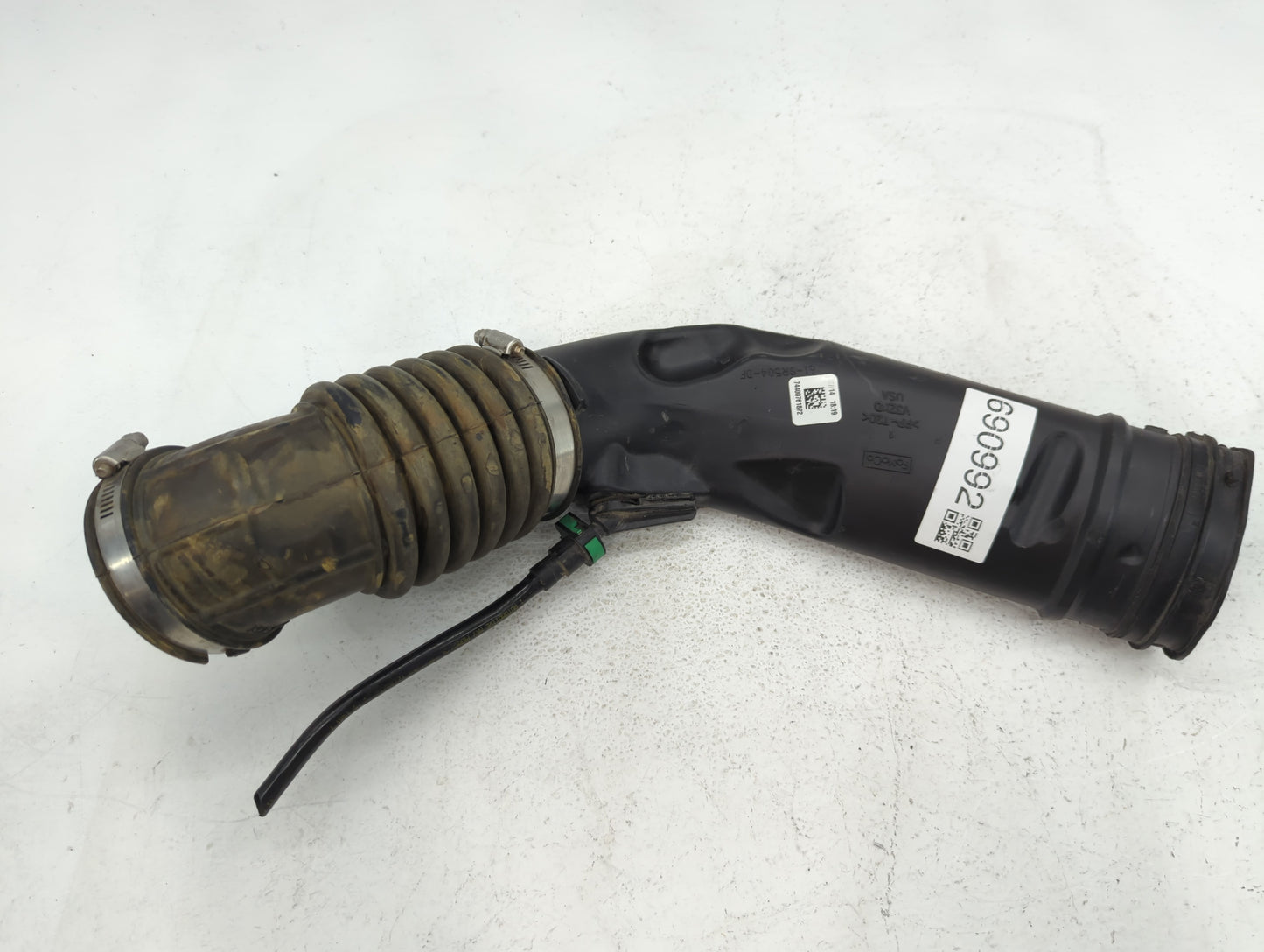 2020 Lincoln Corsair Air Cleaner Intake Duct Hose Tube - Oemusedautoparts1.com