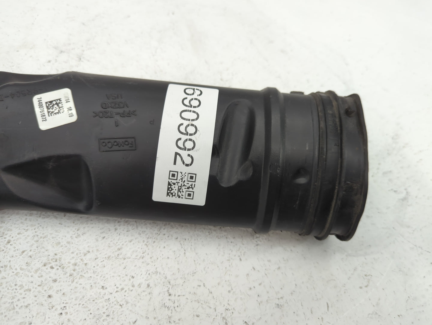 2020 Lincoln Corsair Air Cleaner Intake Duct Hose Tube - Oemusedautoparts1.com