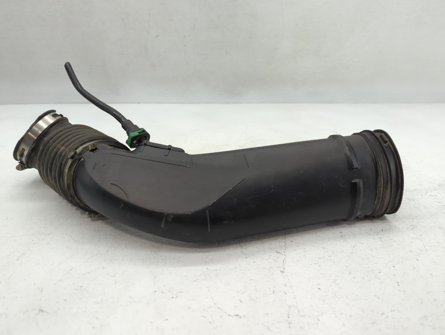 2020 Lincoln Corsair Air Cleaner Intake Duct Hose Tube - Oemusedautoparts1.com