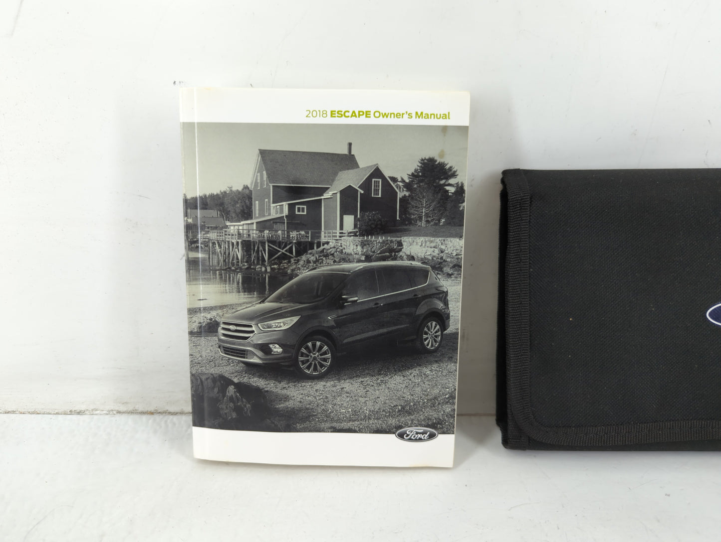 2018 Ford Focus Owners Manual Book Guide P/N:JJ5J19A321AA OEM Used Auto Parts - Oemusedautoparts1.com
