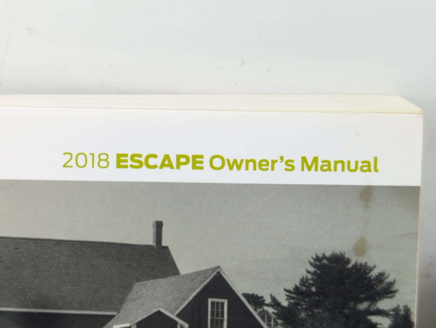 2018 Ford Focus Owners Manual Book Guide P/N:JJ5J19A321AA OEM Used Auto Parts - Oemusedautoparts1.com
