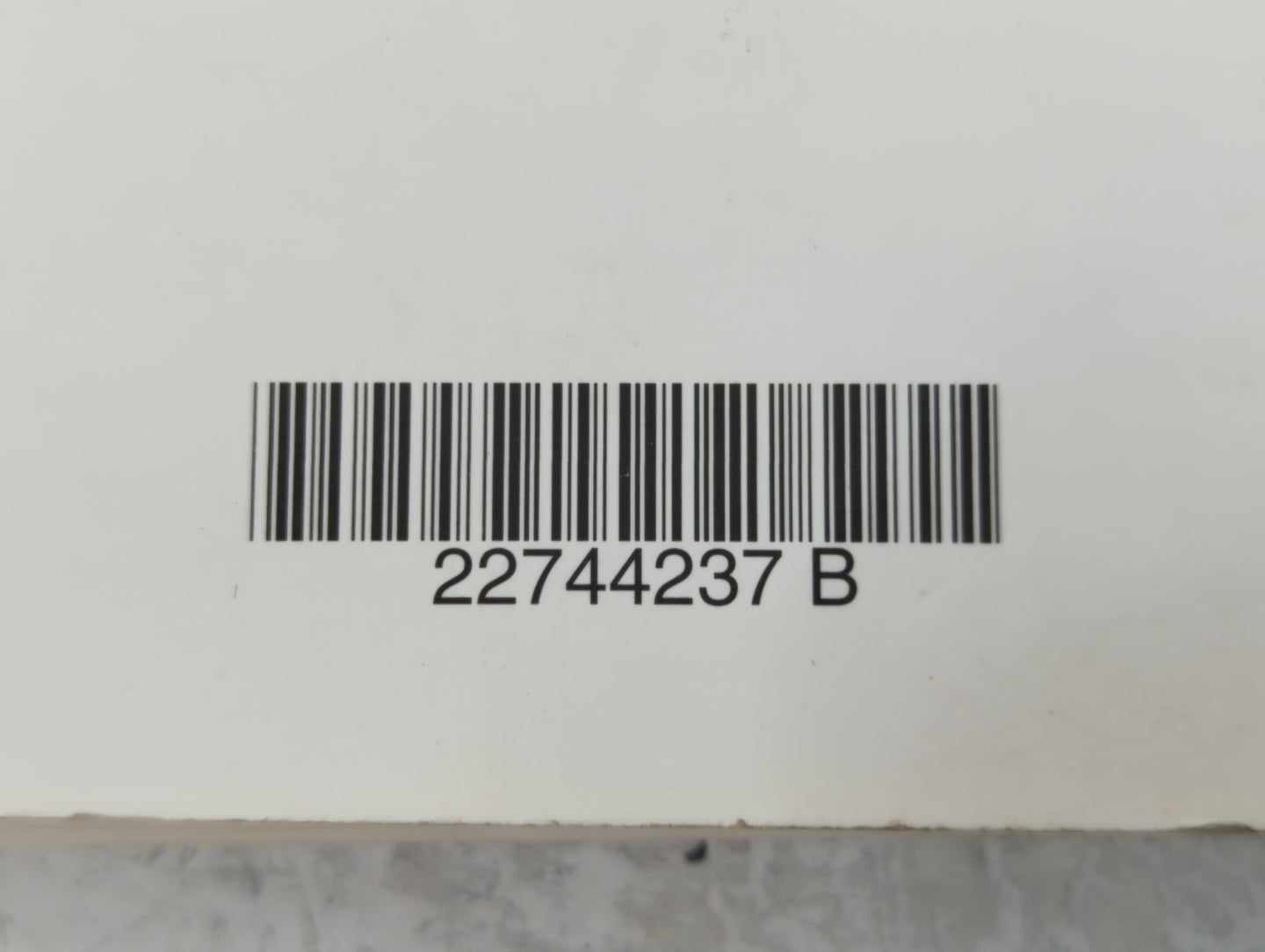 2013 Gmc Acadia Owners Manual Book Guide P/N:22744237 B OEM Used Auto Parts - Oemusedautoparts1.com