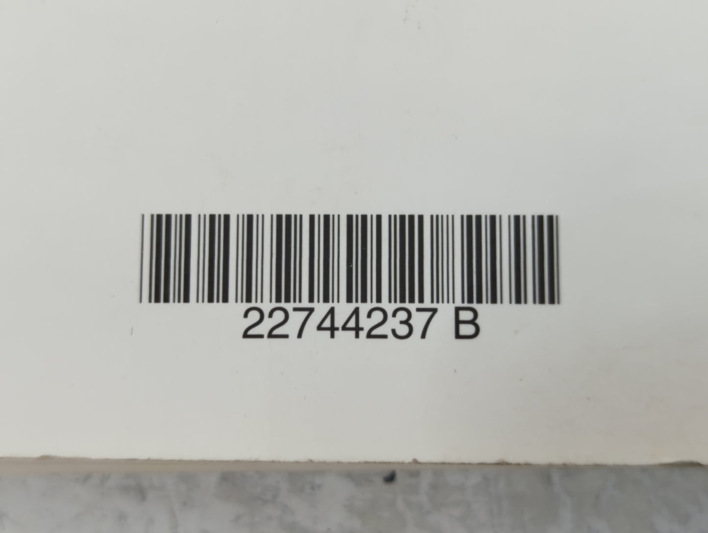 2013 Gmc Acadia Owners Manual Book Guide P/N:22744237 B OEM Used Auto Parts - Oemusedautoparts1.com