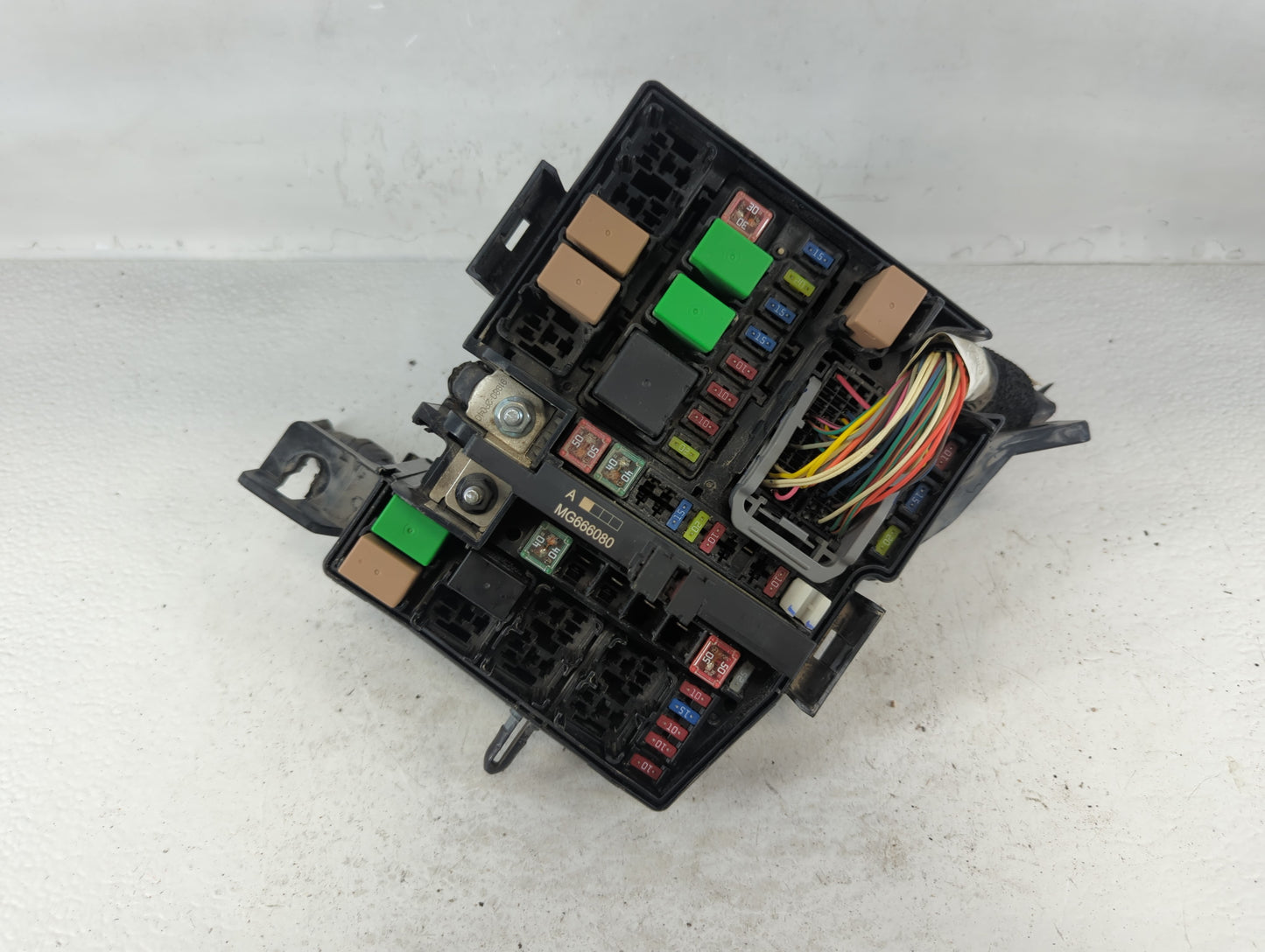 2014-2015 Kia Optima Fusebox Fuse Box Panel Relay Module P/N:91955-2T730QQK Fits Fits 2014 2015 OEM Used Auto Parts - Oemusedautoparts1.com