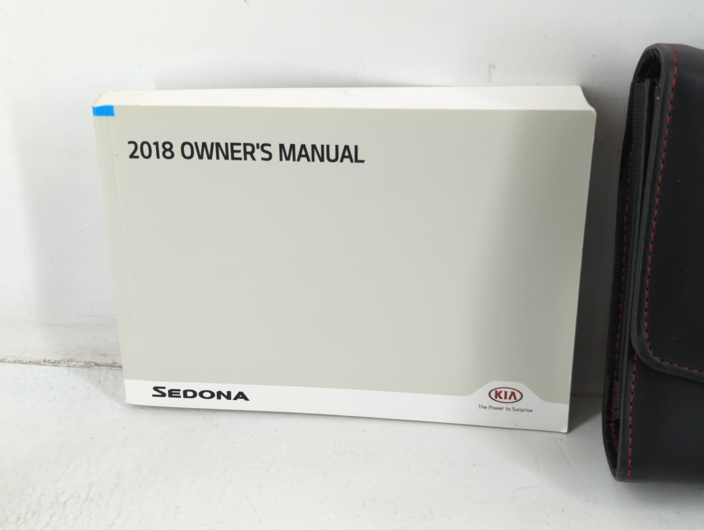 2018 Kia Sedona Owners Manual Book Guide P/N:IA9O-EU77C OEM Used Auto Parts - Oemusedautoparts1.com