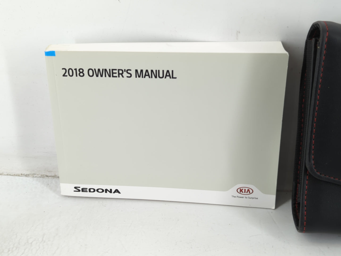 2018 Kia Sedona Owners Manual Book Guide P/N:IA9O-EU77C OEM Used Auto Parts - Oemusedautoparts1.com