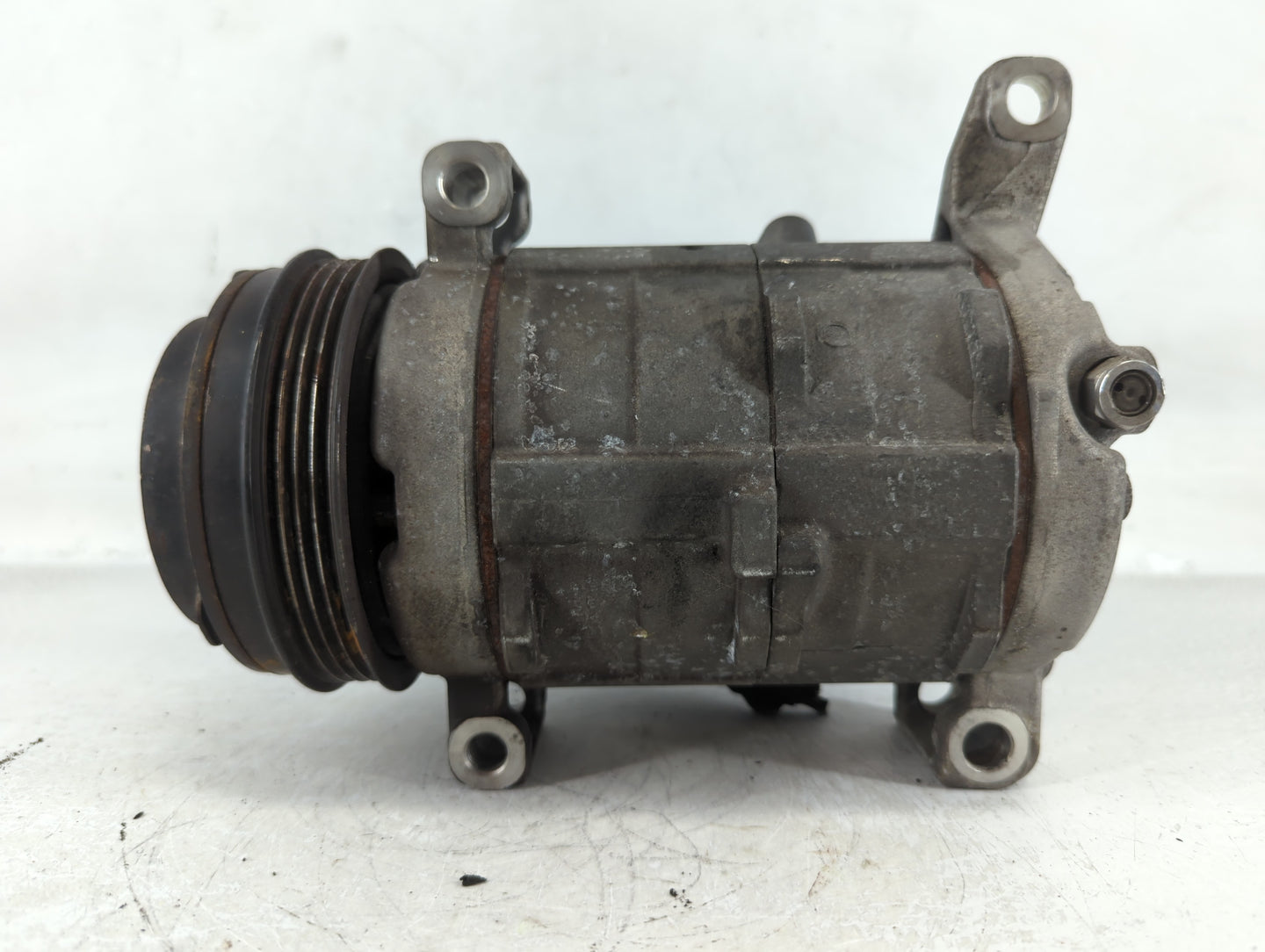2017-2021 Chevrolet Express 2500 Air Conditioning A/c Ac Compressor Oem - Oemusedautoparts1.com
