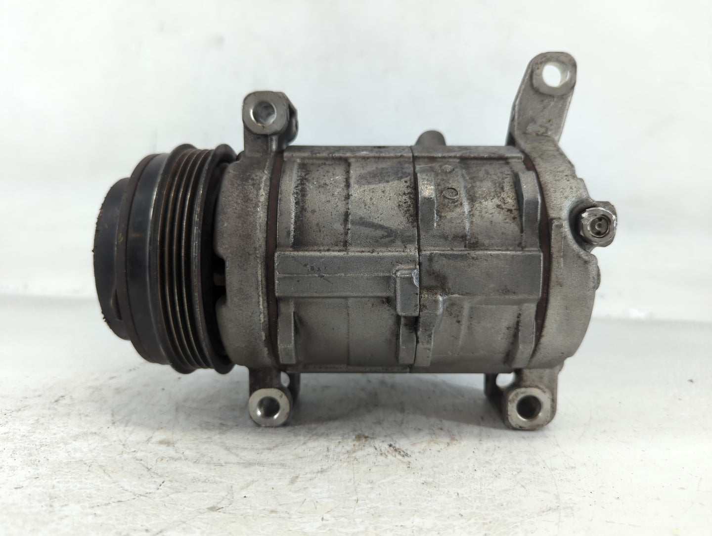 2017-2021 Chevrolet Express 2500 Air Conditioning A/c Ac Compressor Oem - Oemusedautoparts1.com