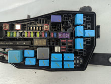 2018-2022 Toyota Camry Fusebox Fuse Box Panel Relay Module P/N:82662-33B20 Fits Fits 2018 2019 2020 2021 2022 OEM Used Auto Parts