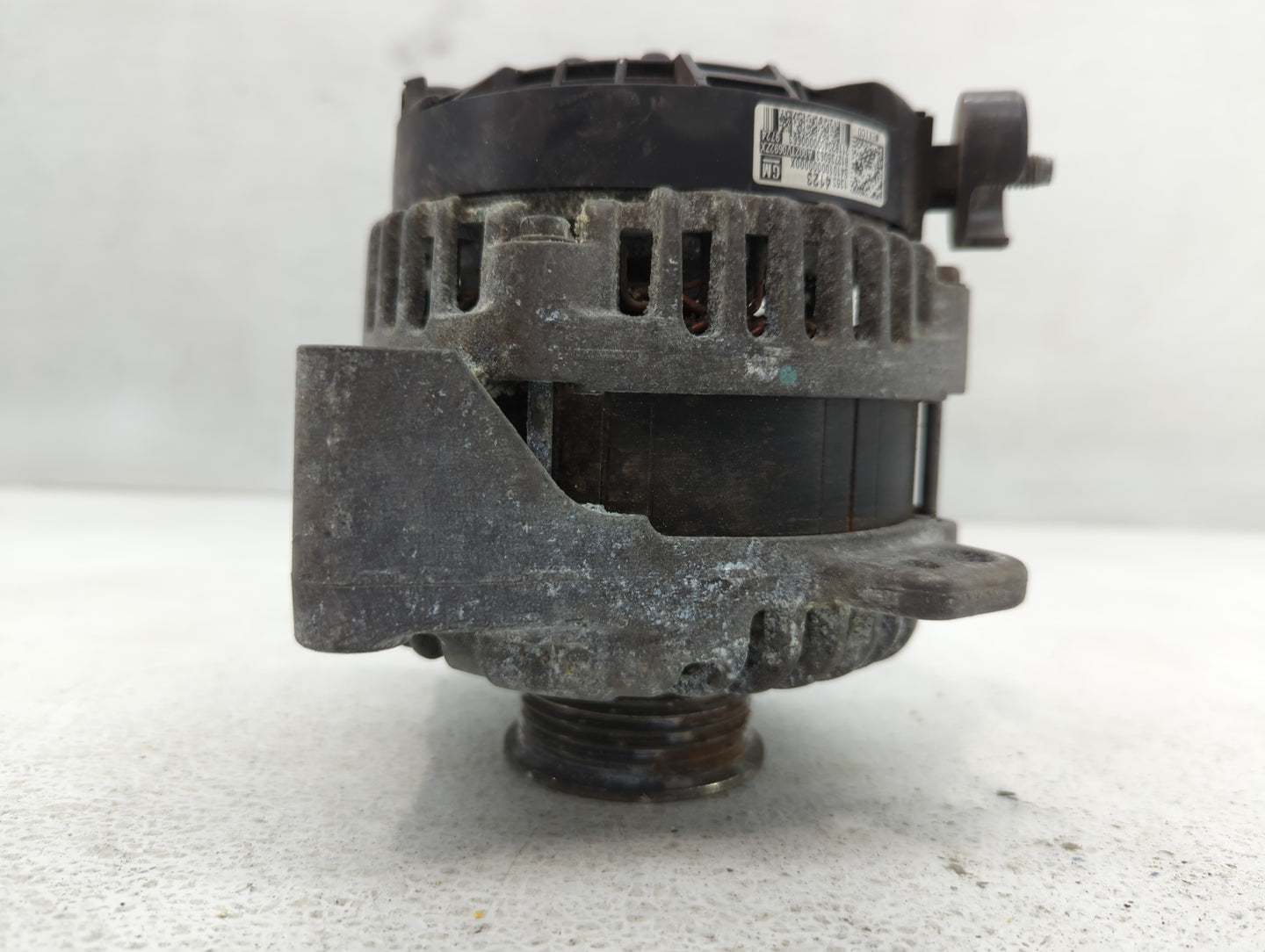 2019-2022 Gmc Sierra 1500 Alternator Replacement Generator Charging Assembly Engine OEM P/N:13534123 Fits Fits 2019 2020 2021 2022 OEM Used Auto Parts - Oemusedautoparts1.com