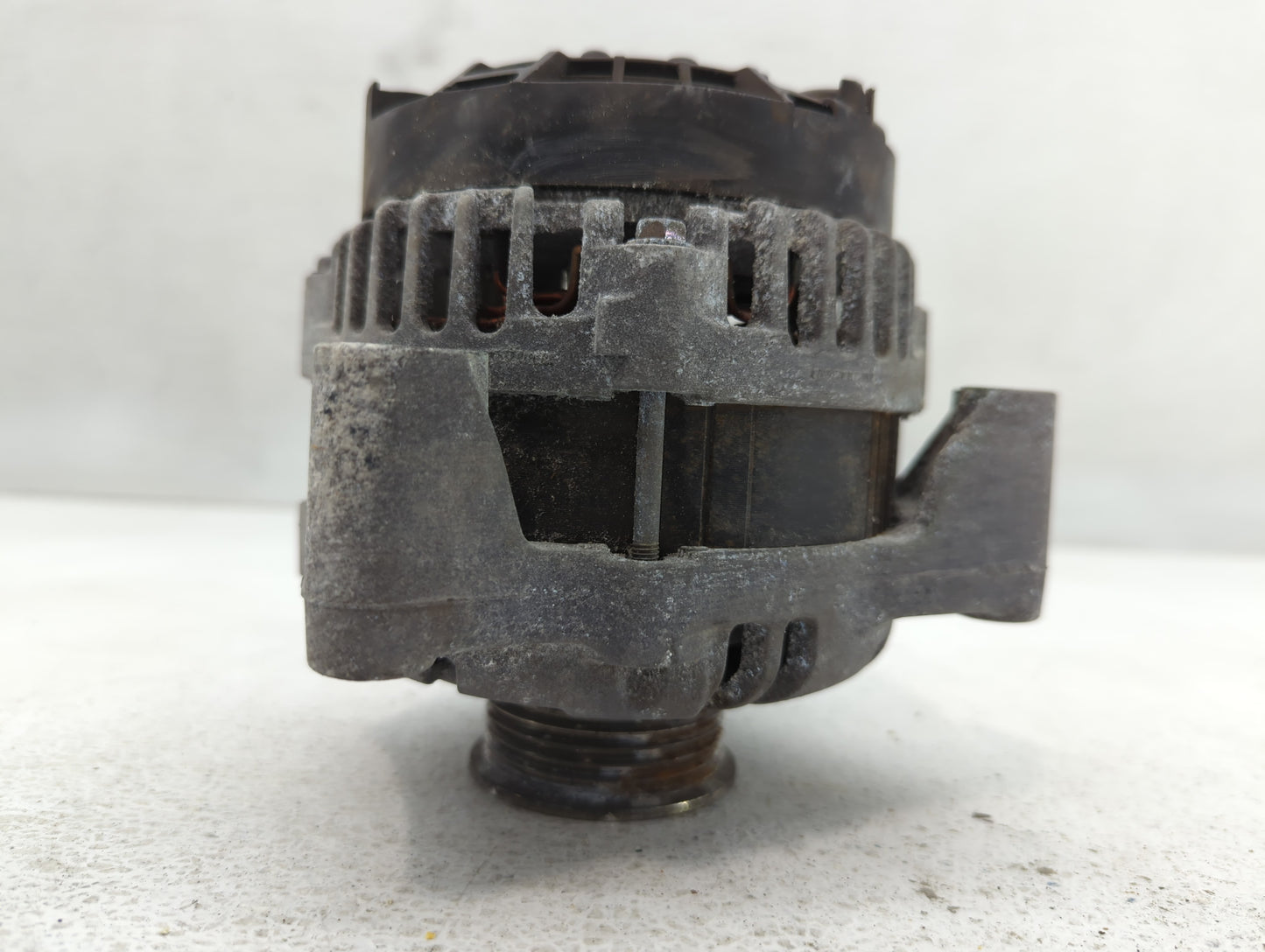 2019-2022 Gmc Sierra 1500 Alternator Replacement Generator Charging Assembly Engine OEM P/N:13534123 Fits Fits 2019 2020 2021 2022 OEM Used Auto Parts - Oemusedautoparts1.com