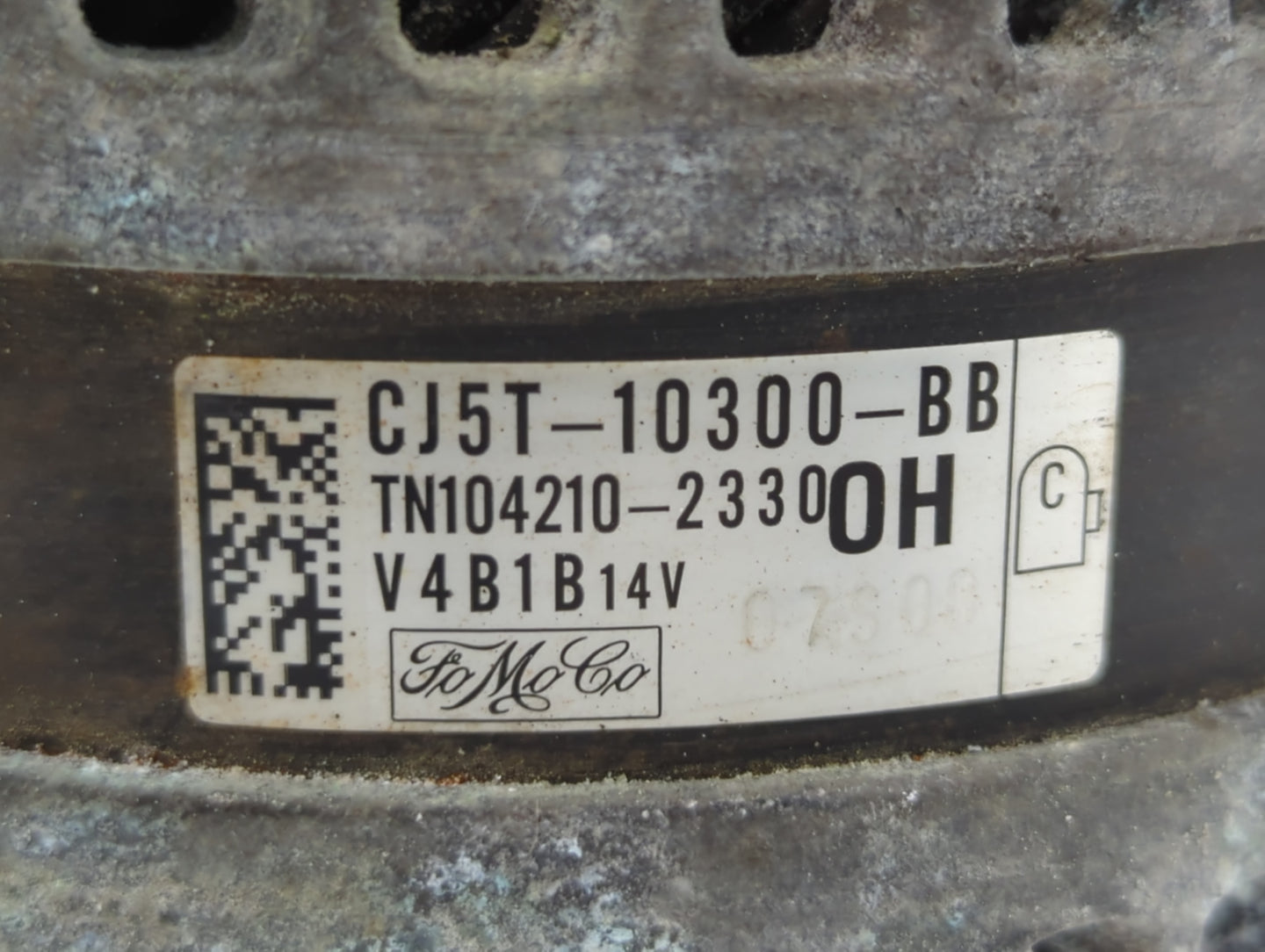 2013-2019 Ford Escape Alternator Replacement Generator Charging Assembly Engine OEM P/N:104210-2330 CJ5T-10300-BB Fits OEM Used Auto Parts - Oemusedautoparts1.com