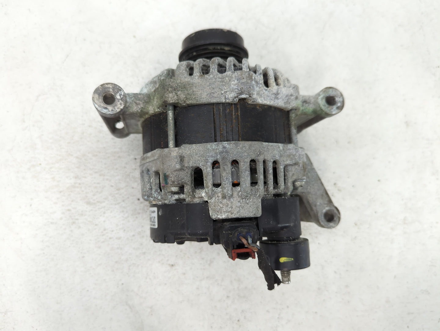 2019-2021 Chevrolet Malibu Alternator Replacement Generator Charging Assembly Engine OEM P/N:A005TV0184ZC 13534118 Fits OEM Used Auto Parts - Oemusedautoparts1.com