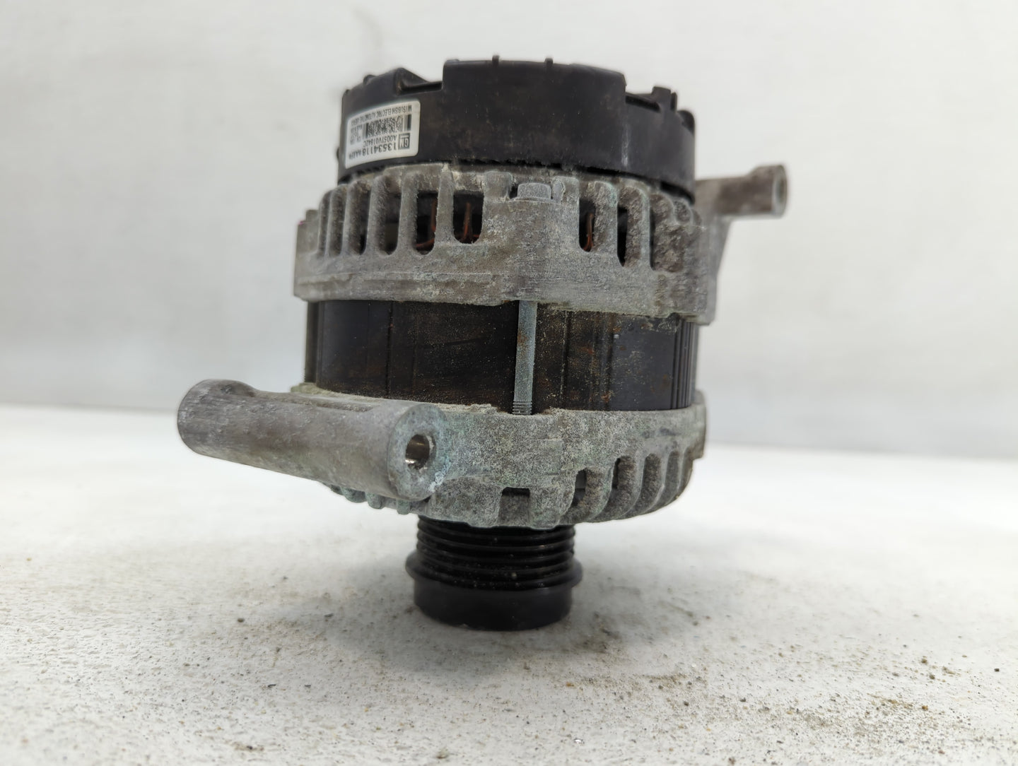 2019-2021 Chevrolet Malibu Alternator Replacement Generator Charging Assembly Engine OEM P/N:A005TV0184ZC 13534118 Fits OEM Used Auto Parts - Oemusedautoparts1.com