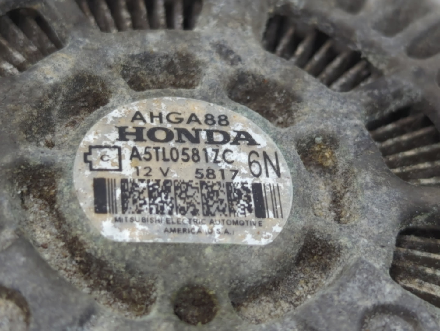 2019-2020 Hyundai Santa Fe Alternator Replacement Generator Charging Assembly Engine OEM P/N:A5T0581ZC Fits OEM Used Auto Parts - Oemusedautoparts1.com