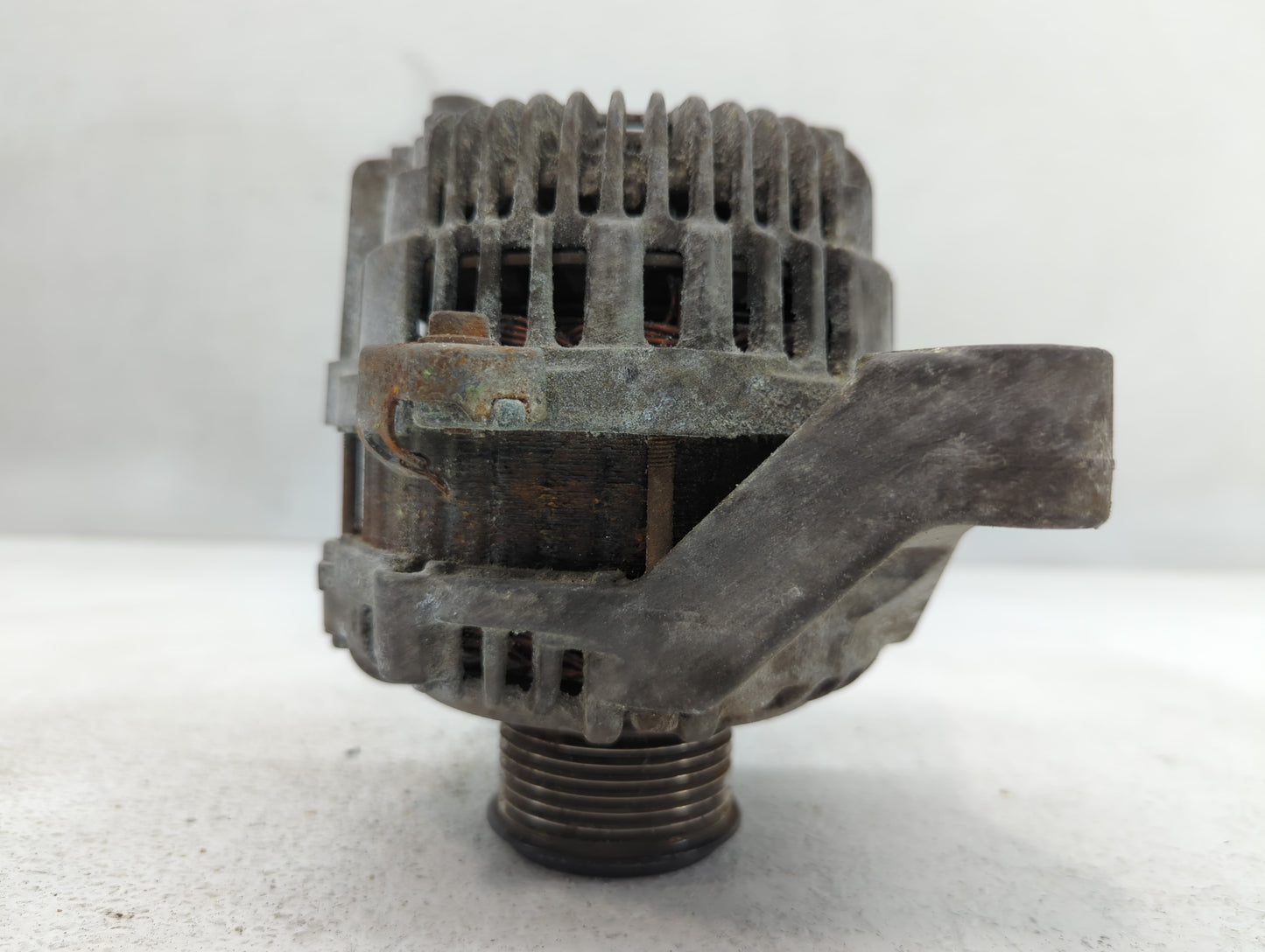 2019-2020 Hyundai Santa Fe Alternator Replacement Generator Charging Assembly Engine OEM P/N:A5T0581ZC Fits OEM Used Auto Parts - Oemusedautoparts1.com