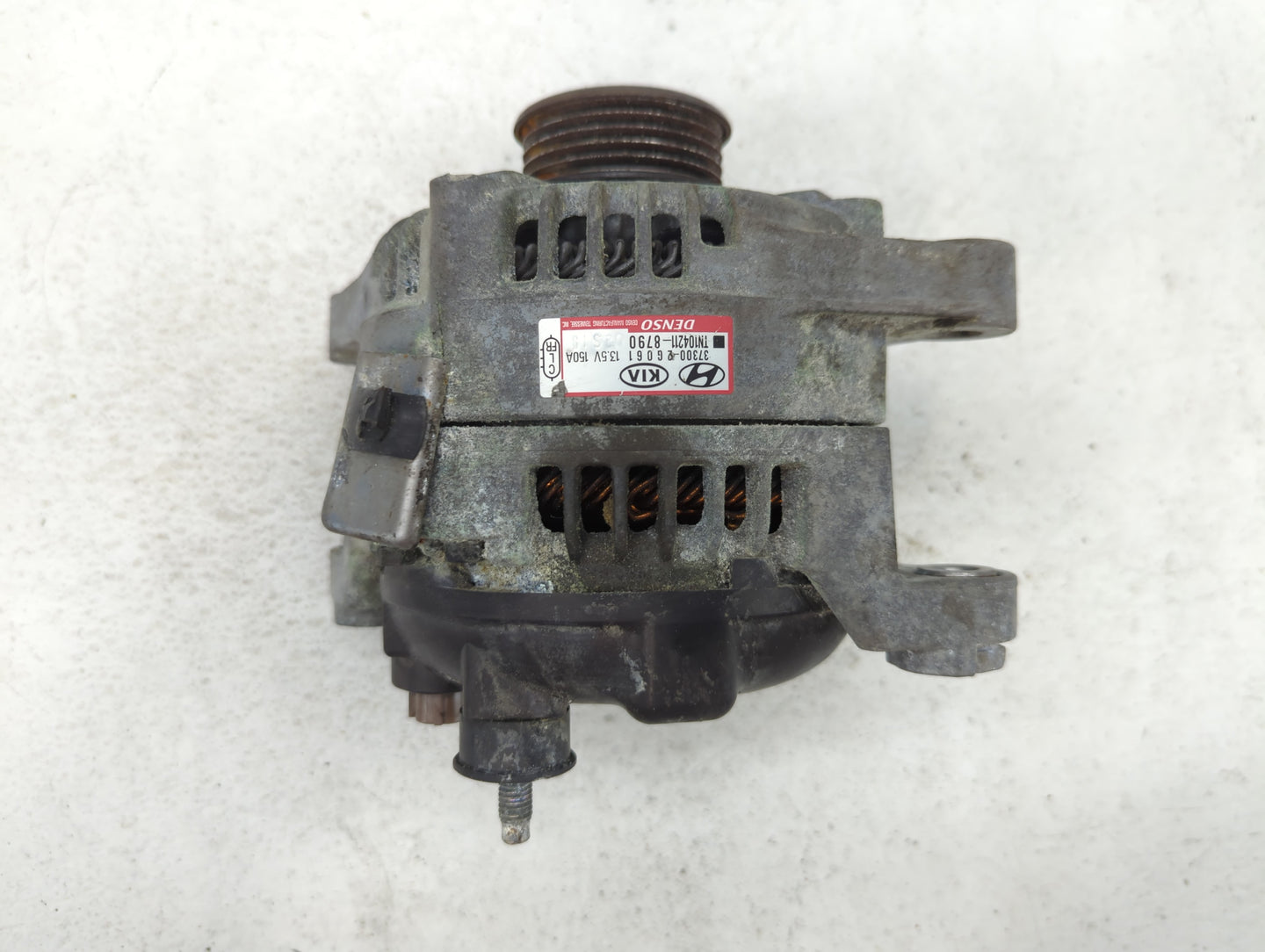 2015-2019 Hyundai Sonata Alternator Replacement Generator Charging Assembly Engine OEM P/N:TN104211-8790 37300-2G061 Fits OEM Used Auto Parts - Oemusedautoparts1.com