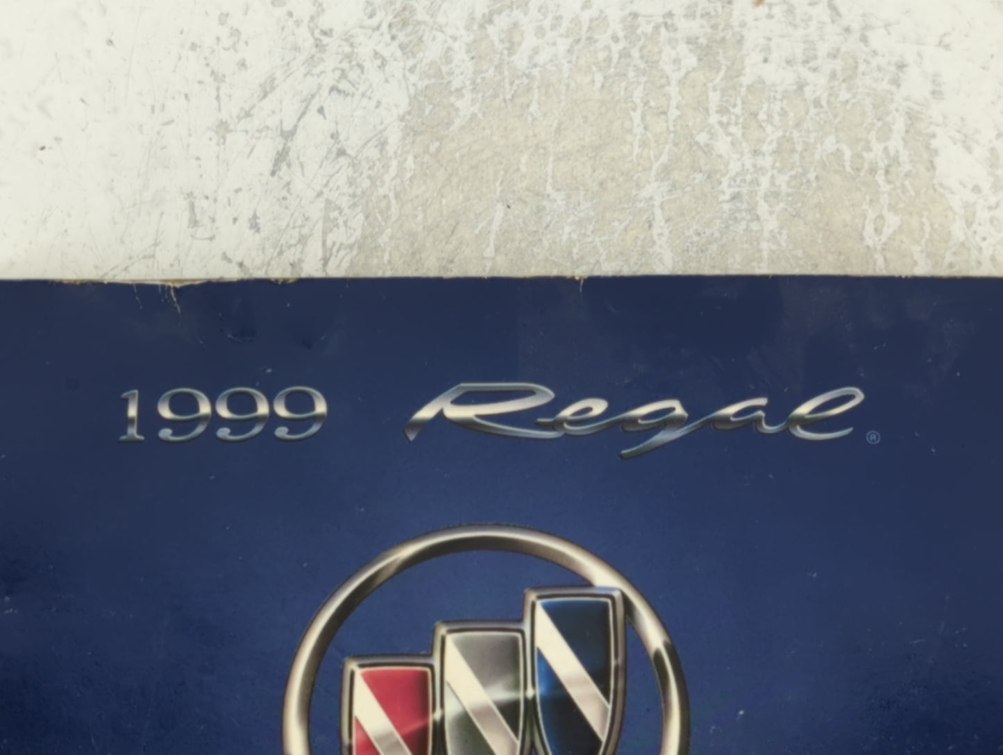 2001 Buick Regal Owners Manual Book Guide P/N:10416925 OEM Used Auto Parts - Oemusedautoparts1.com