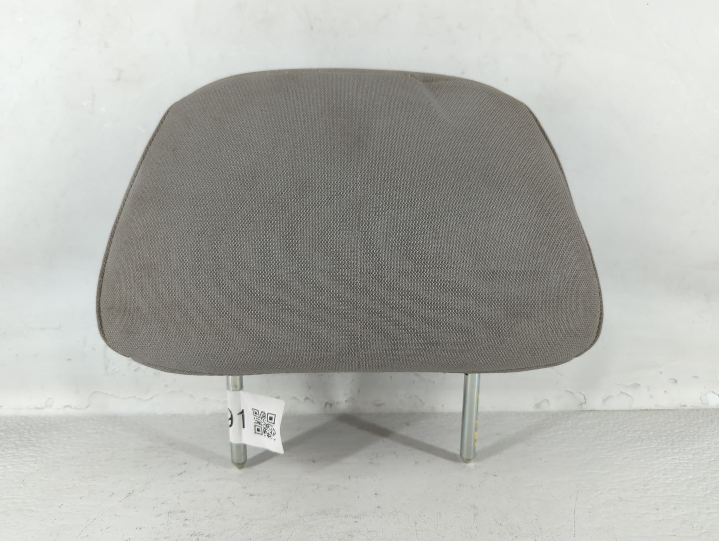 2006-2009 Chevrolet Hhr Headrest Head Rest Rear Seat Fits Fits 2006 2007 2008 2009 OEM Used Auto Parts - Oemusedautoparts1.com